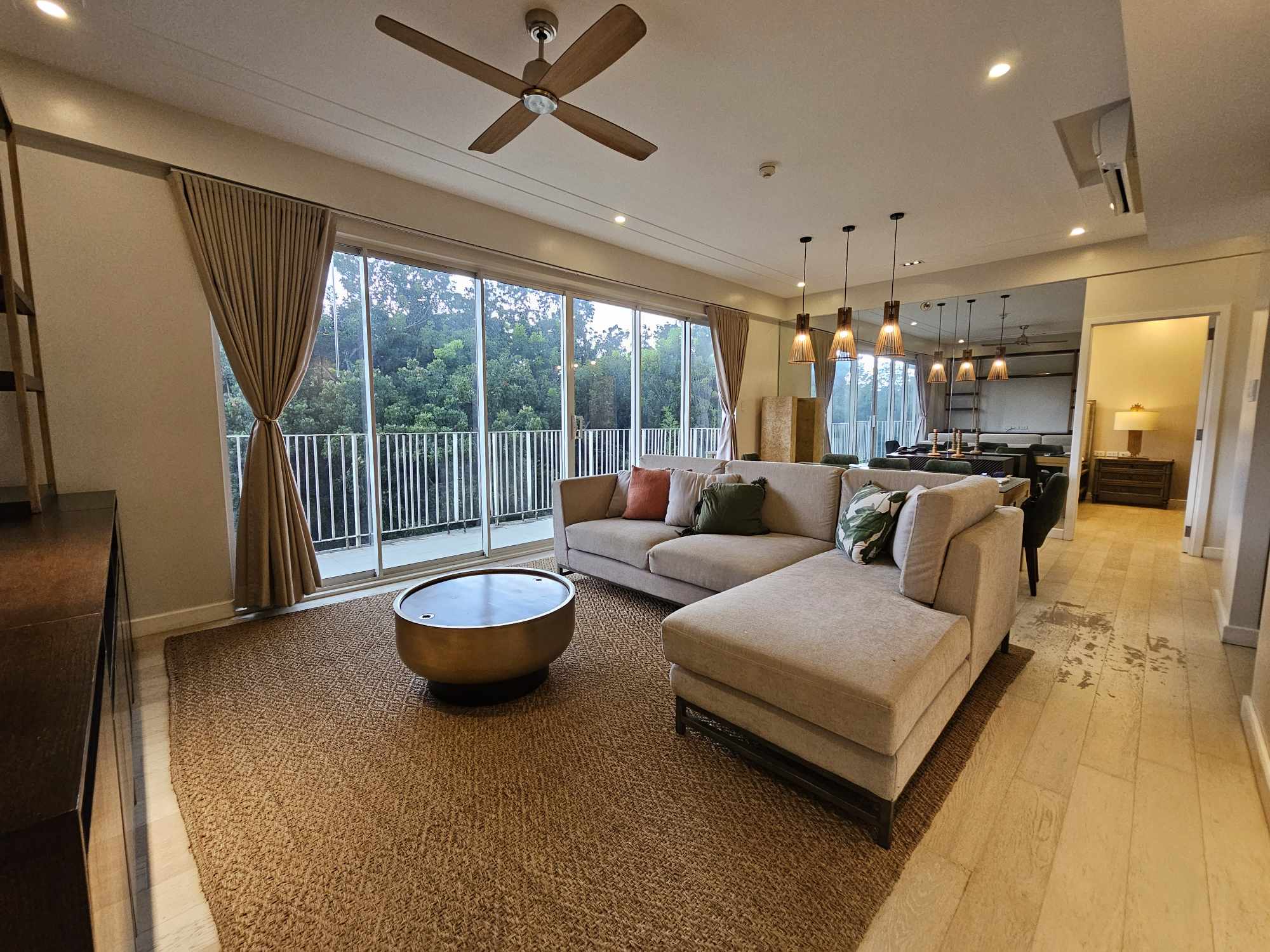 FOR SALE 32 Sanson 3 Bedroom Unit 144 SQM Cebu Real Estate Brokerage