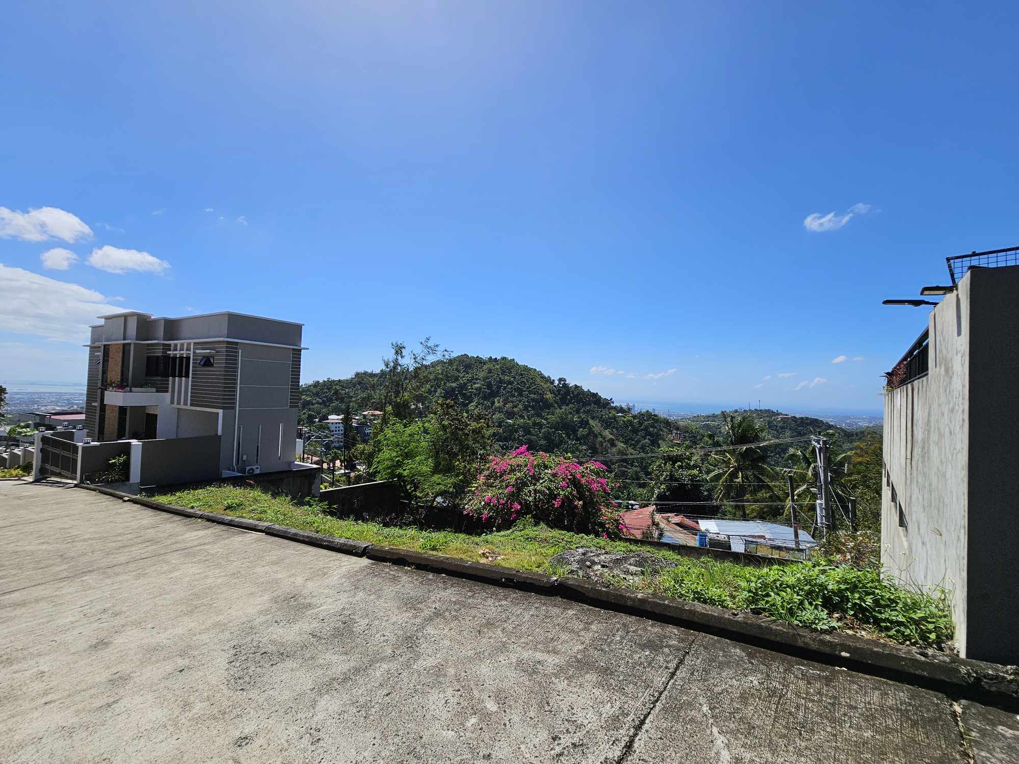 FOR SALE Busay Highlands Prime Lot 266 SQM — Cebu Real Estate Brokerage